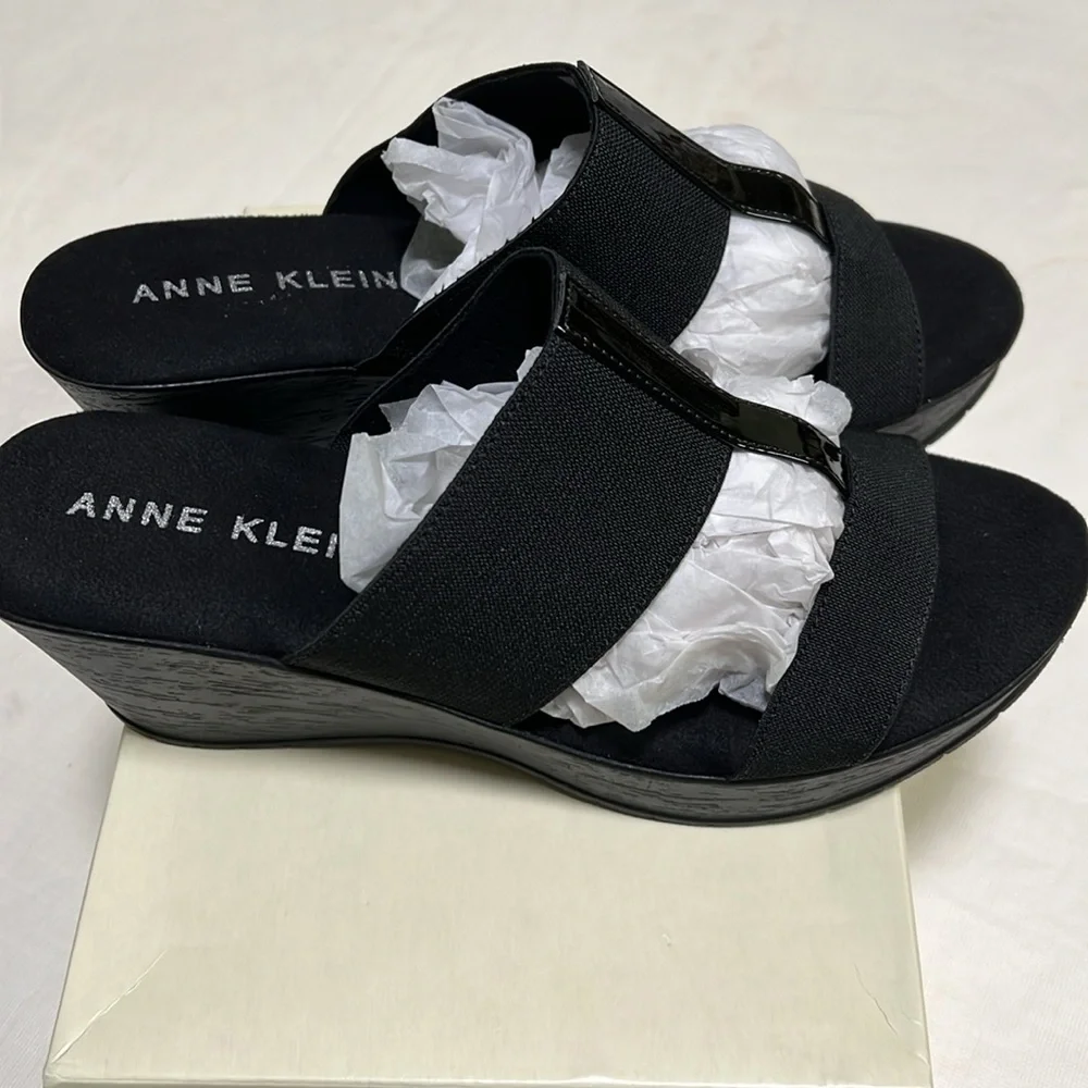 ANNE KLEIN Women's Harmoni Wedge Sandals Size 10